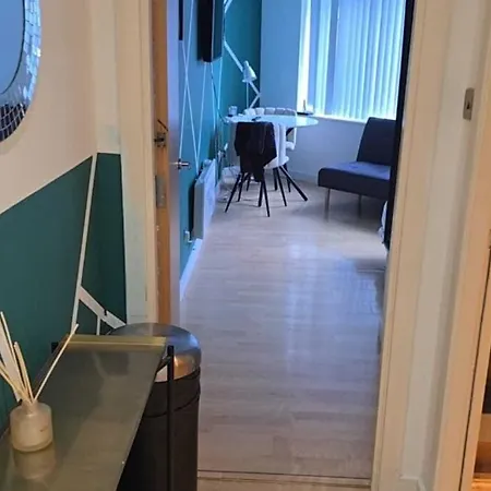 Compact L Sleeps 3 In Apartmán Leeds (West Yorkshire)